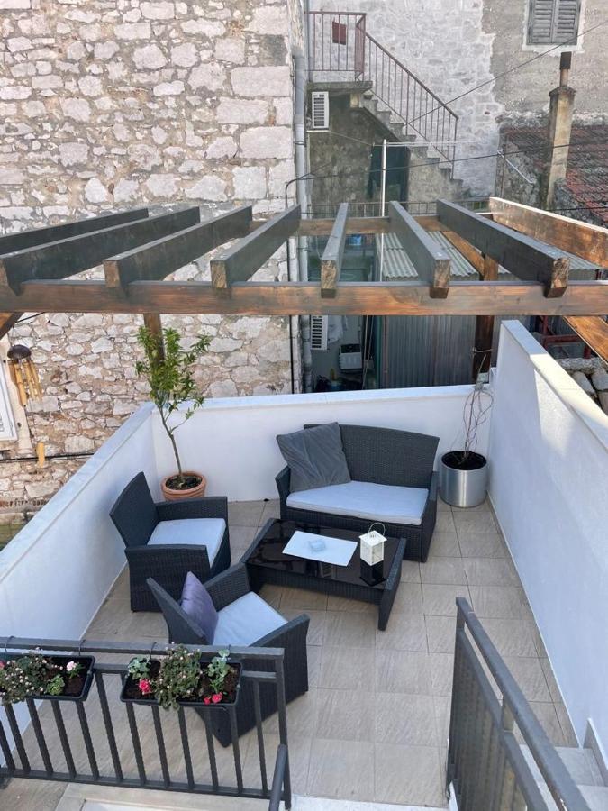 Aurum Apartment Šibenik Buitenkant foto