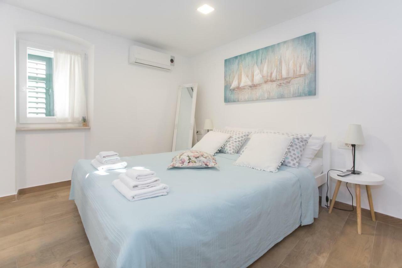 Aurum Apartment Šibenik Buitenkant foto