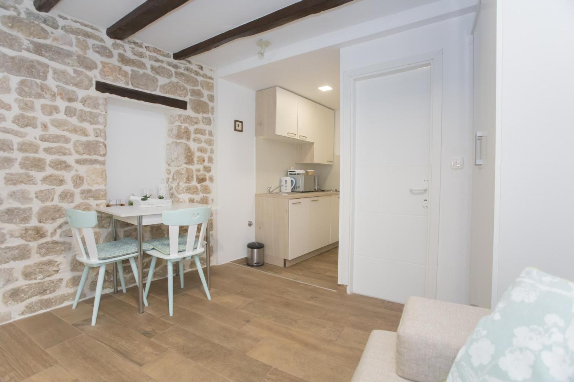Aurum Apartment Šibenik Buitenkant foto